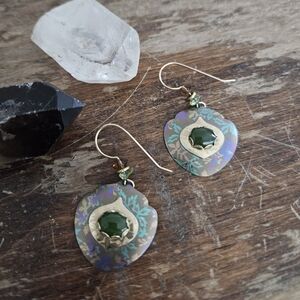 vintage brass green gemstone bead beaded boho indie urban drop dangle earrings